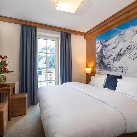 Hotel Eden Rock 3*